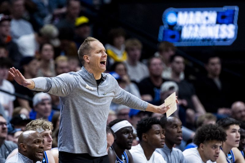 BYU Outlasts Wisconsin, Returns to Sweet 16 for First Time Since 2011